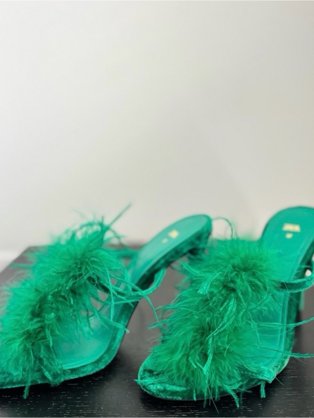 Zara Emerald Feather Mule Slides - Picture 2 of 3